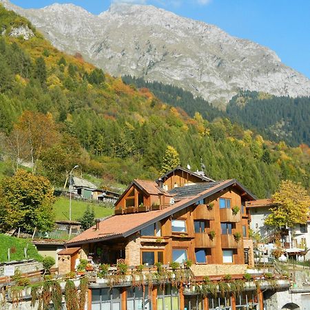 B&B Alla Fontana Lozio Exterior foto